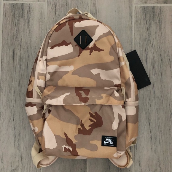 Nike SB Icon AOP D Camo Backpack Desert Camo - Picture 4 of 8